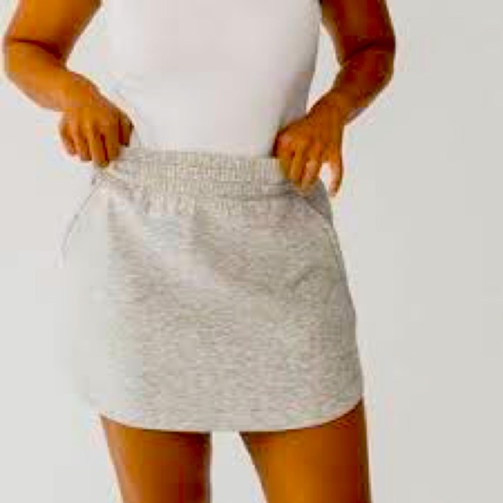 Abercrombie & Fitch YPB neoKNIT Mini Skirt / Skort – Heather Gray, Size L NWOT